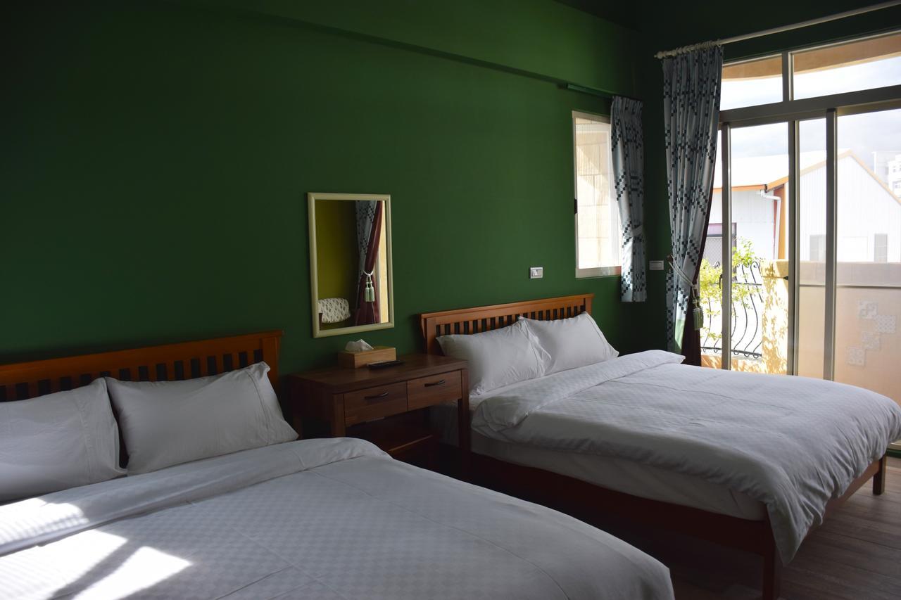 Red Roof B&B T'ai-tung エクステリア 写真
