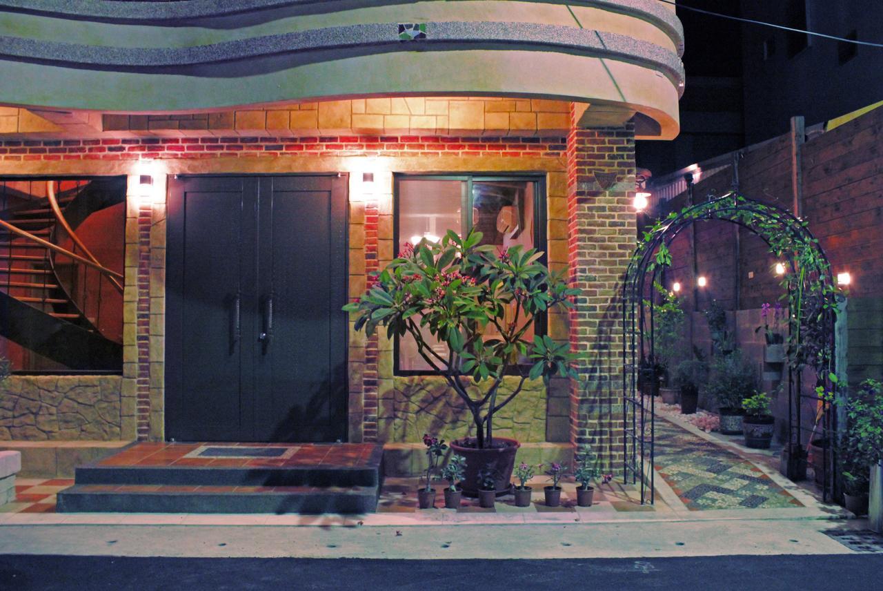 Red Roof B&B T'ai-tung エクステリア 写真